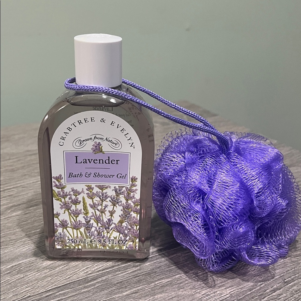 Crabtree & Evelyn Lavender Bath & Shower Gel with Purple Loofah
